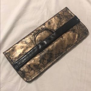 Clutch black and gold